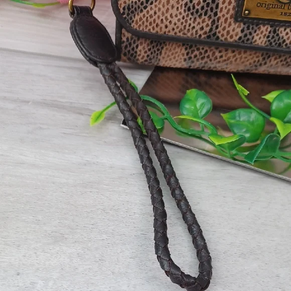 Sharif Wallet Wristlet - Picture 3 of 11